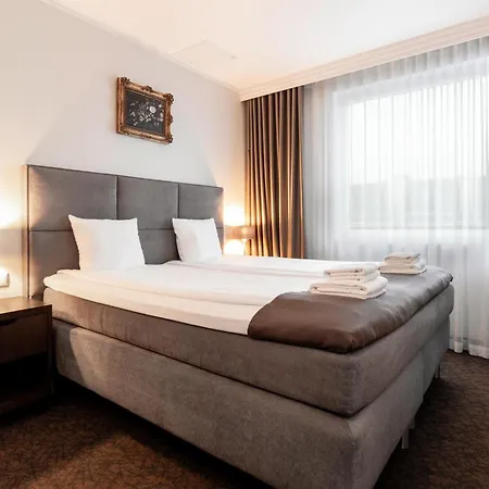 Adoryal Hotel 4*