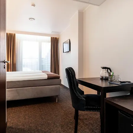 Hotell Adoryal