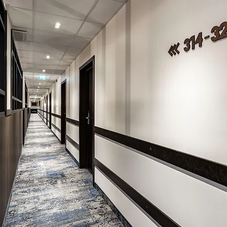 Hotel Adoryal