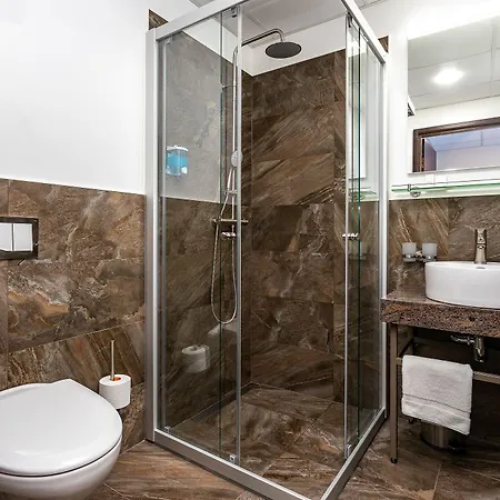 Adoryal Hotel