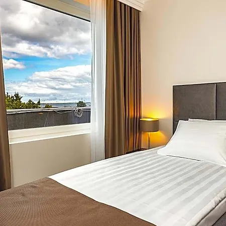 Adoryal Hotel 4*