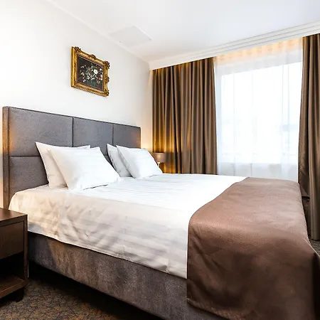 Adoryal Hotel