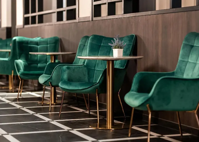 Adoryal 4* טאלין